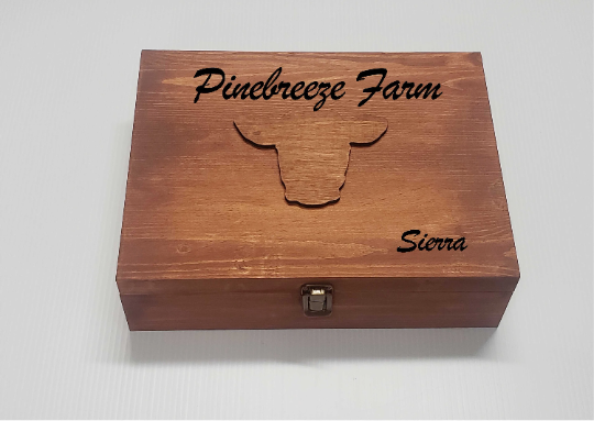 Show ribbon storage box with engraved personalization image 0